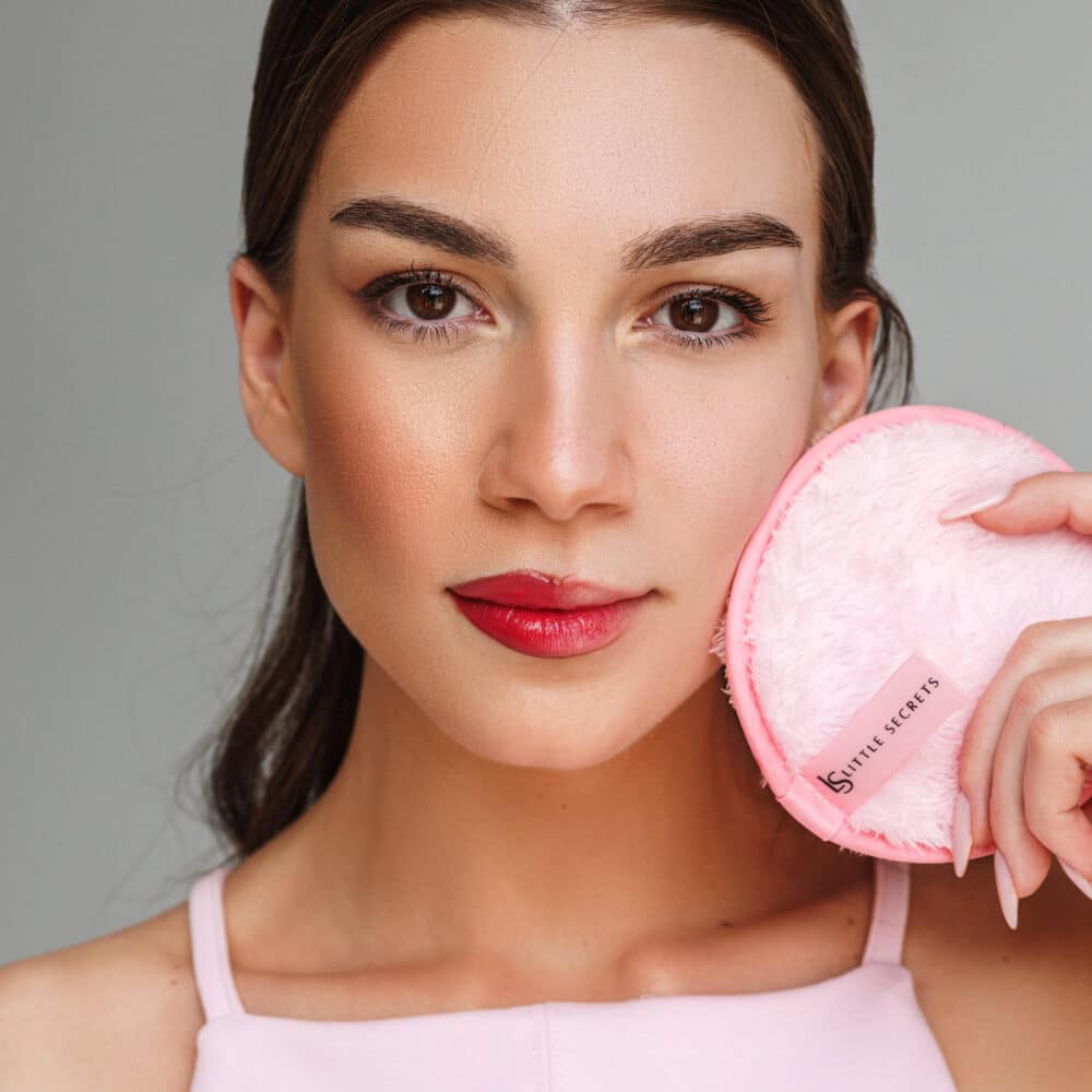 Facial Cleansing Pad